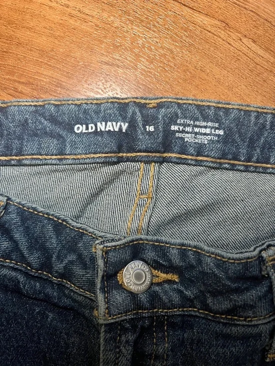 Old Navy Sky-Hi Wide Leg Jeans Size 16 Extra High Rise Medium Wash Denim - Picture 4 of 9